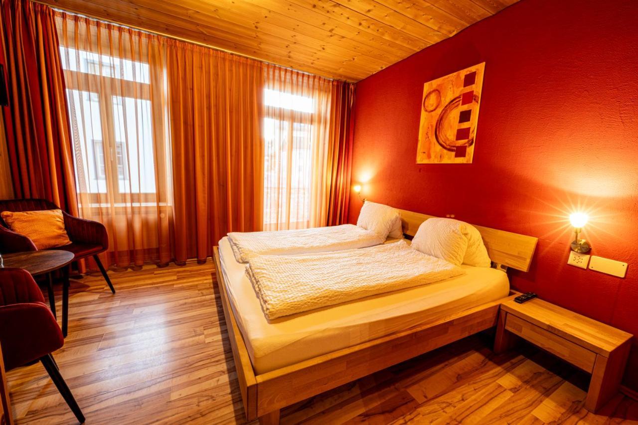 Hotel Curuna Hotel-Garni B&B